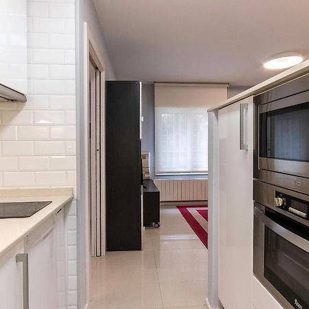 Apartamento En Centro De Bilbao, Deusto Apartment Bagian luar foto