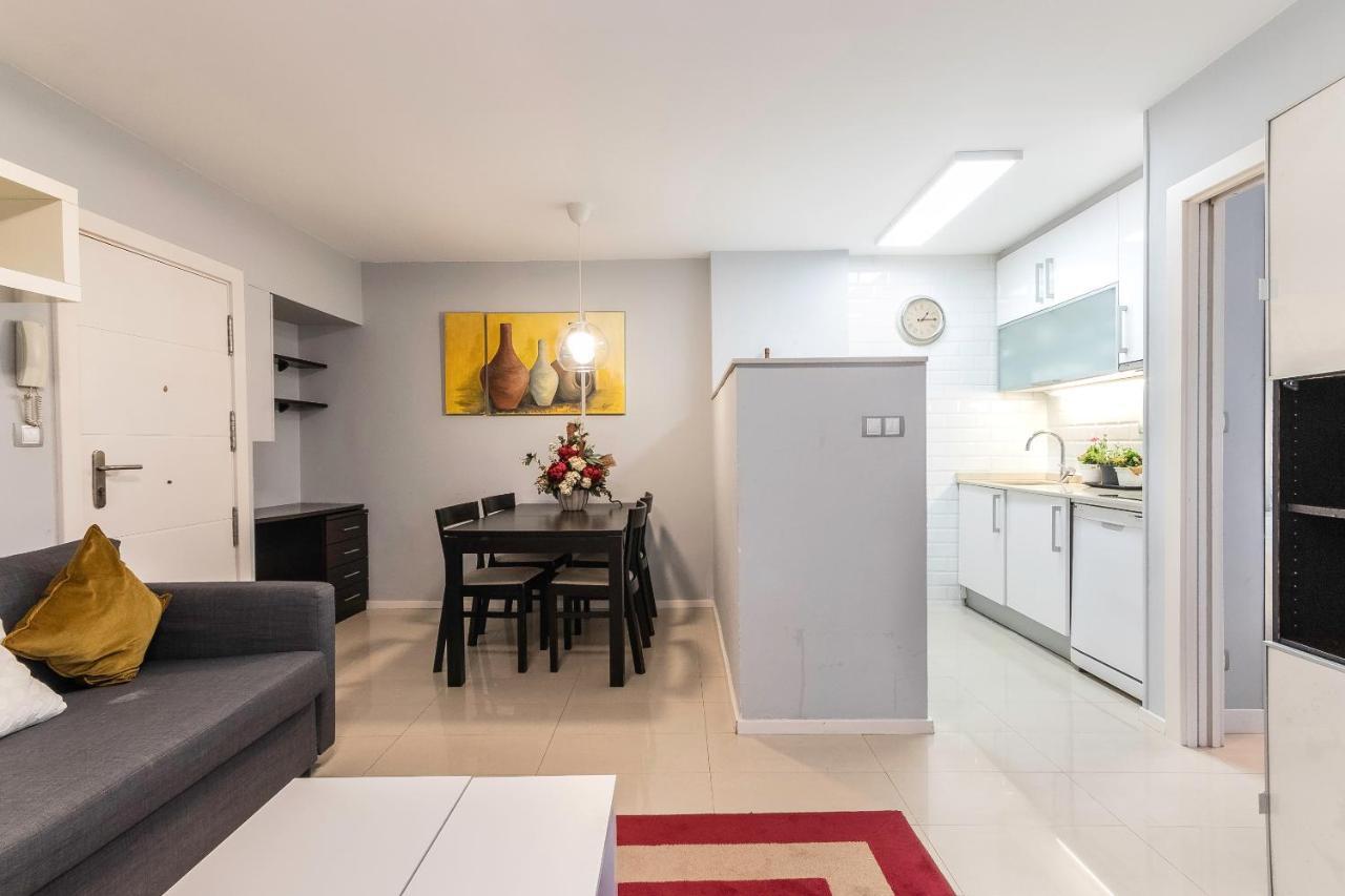 Apartamento En Centro De Bilbao, Deusto Apartment Bagian luar foto